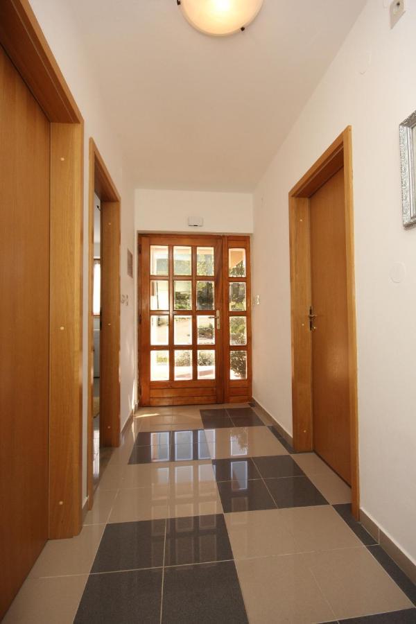 Apartments With A Parking Space Presika, Labin - 7390 외부 사진