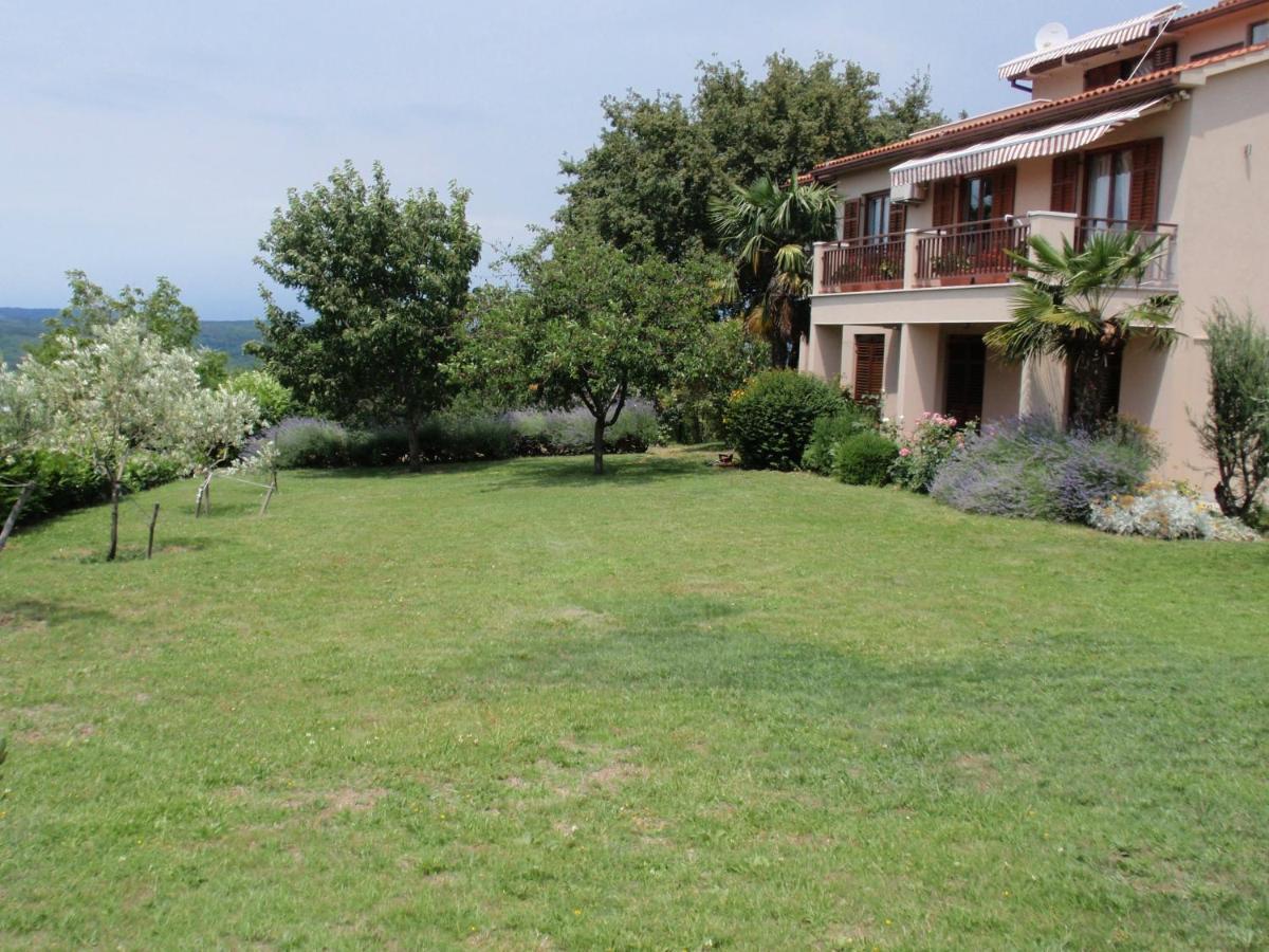 Apartments With A Parking Space Presika, Labin - 7390 외부 사진