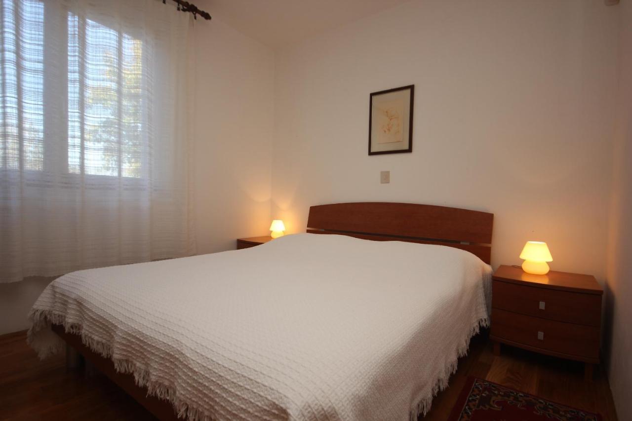 Apartments With A Parking Space Presika, Labin - 7390 외부 사진